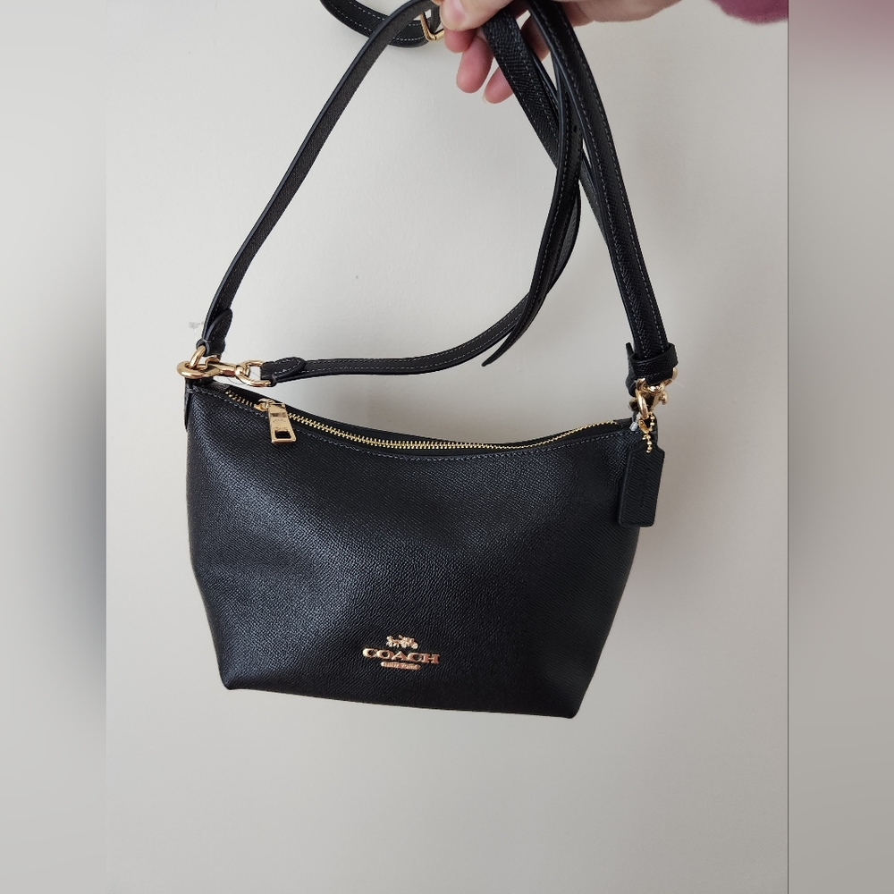 Coach Zip Top Shoulder Bag